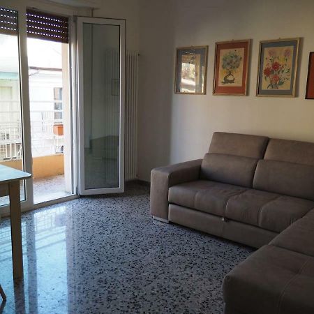 Casa Chiara Apartment San Benedetto del Tronto Ngoại thất bức ảnh